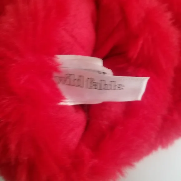 Pair of Kids Winter Gloves - Picture 2 of 6